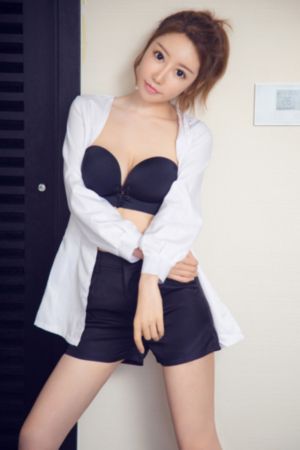 被闺蜜强啪百合小说h_1080全集免费播放