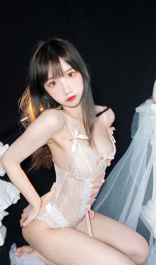 《裸》高清在线观看_4K电影免费在线